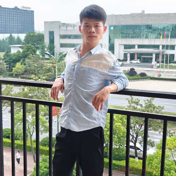 湖南28岁单身帅哥真诚找对象-海东征婚相亲网