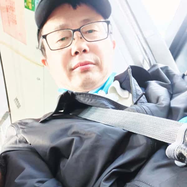 上海56岁单身帅哥真诚找对象-海东征婚相亲网
