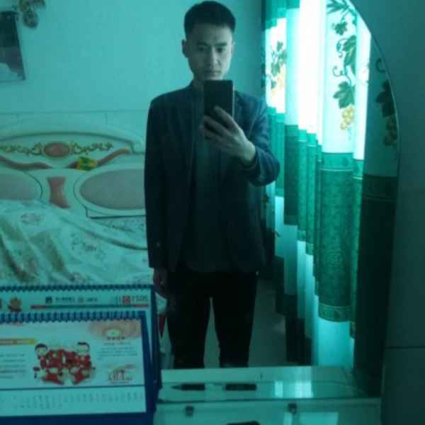 35岁岁四川单身帅哥 - 海东吉缘网