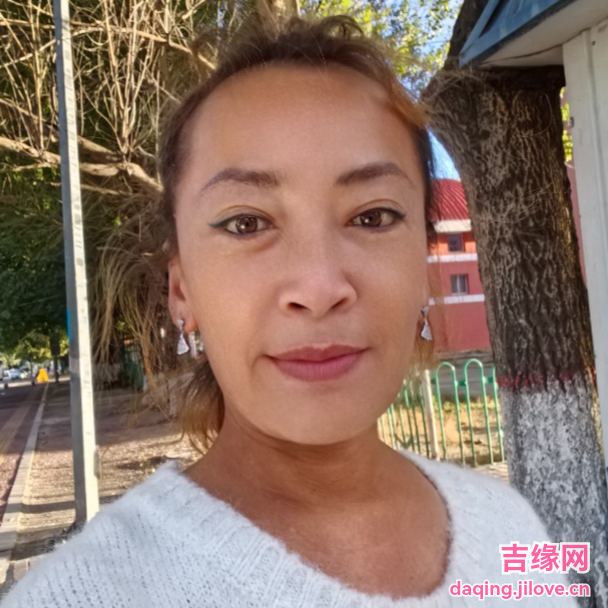 51岁岁黑龙江单身美女 - 海东吉缘网
