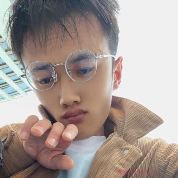 31岁岁贵州单身帅哥 - 海东吉缘网